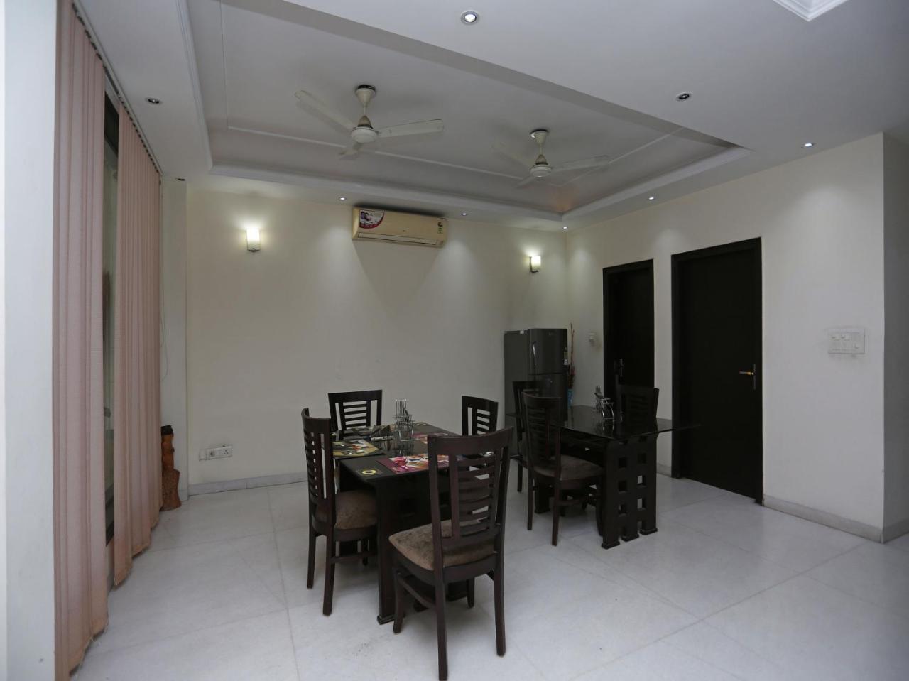 Oyo 16410 Hotel Retreet Gurgaon Exterior photo